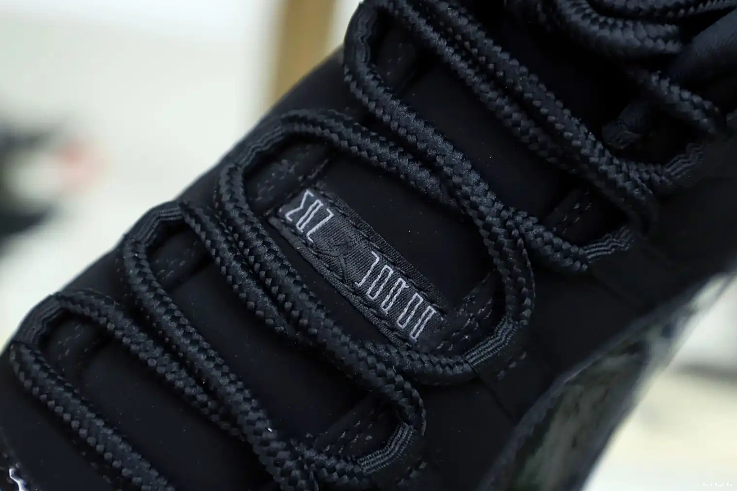 JORDAN 'CAP 11 RETRO Kimikick AND AIR GOWN' 0611
